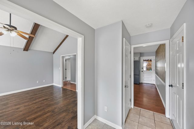 9115 Willowwood Way, Jeffersontown, KY 40299