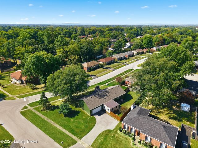 9115 Willowwood Way, Jeffersontown, KY 40299