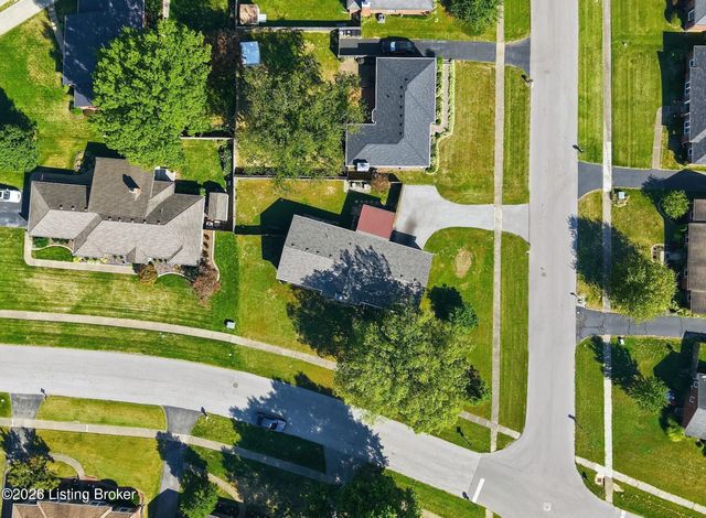 9115 Willowwood Way, Jeffersontown, KY 40299