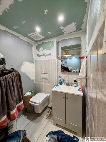 58 Ruggles Street, Dunkirk, NY 14048