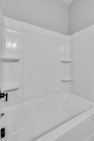 348 Twig PVT Ct, Hendersonville, TN 37075