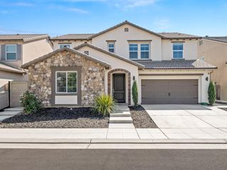 3438 Lincoln Avenue, Clovis, CA 93619