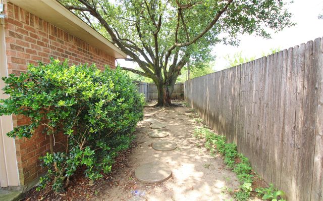 405 Pogue Street, Cedar Hill, TX 75104