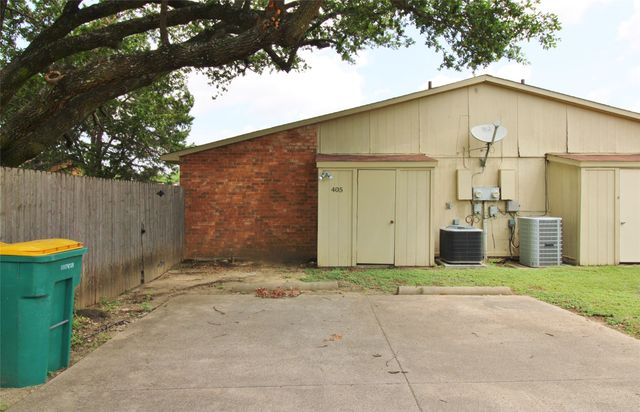 405 Pogue Street, Cedar Hill, TX 75104
