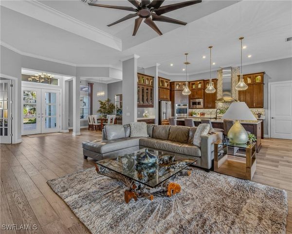 15563 Montello LN, Naples, FL 34114