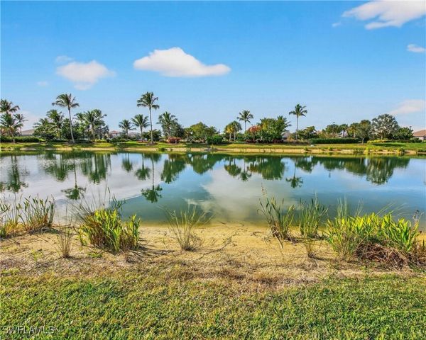 15563 Montello LN, Naples, FL 34114