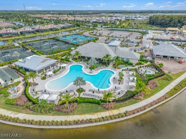 15563 Montello LN, Naples, FL 34114