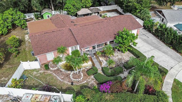 7114 MINTWOOD COURT, Tampa, FL 33615