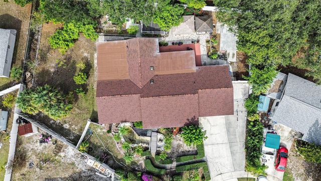 7114 MINTWOOD COURT, Tampa, FL 33615