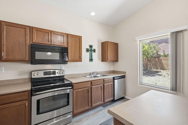 3319 Prairie Ridge Street SW, Los Lunas, NM 87031