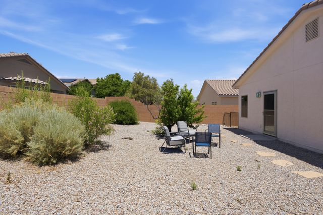 3319 Prairie Ridge Street SW, Los Lunas, NM 87031