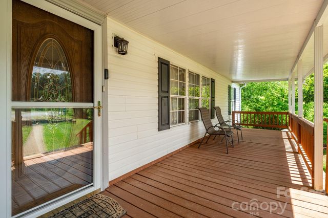 234 White Clover Lane, Weaverville, NC 28787