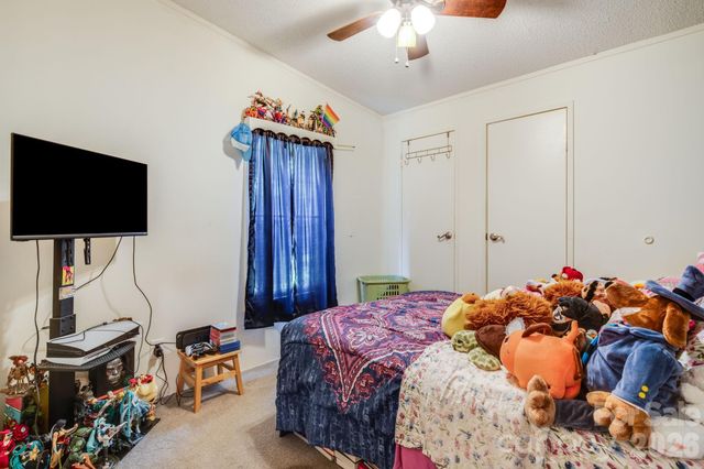 234 White Clover Lane, Weaverville, NC 28787