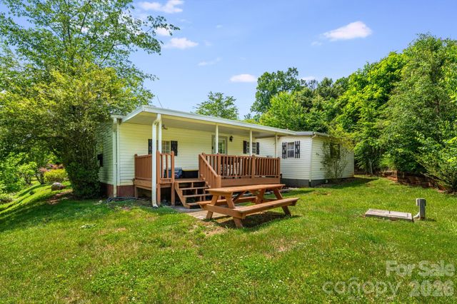 234 White Clover Lane, Weaverville, NC 28787