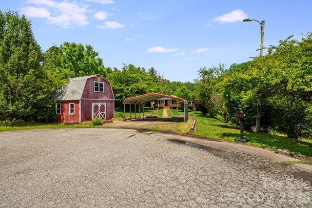 234 White Clover Lane, Weaverville, NC 28787