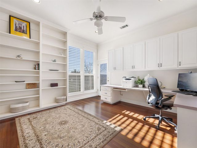 9009 Bell Mountain DR, Austin, TX 78730