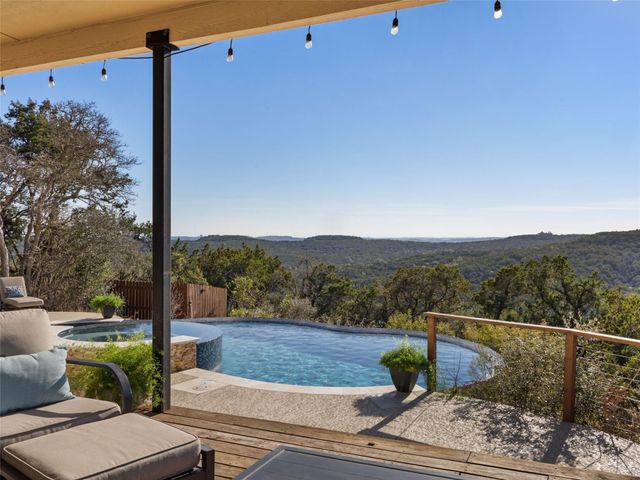 9009 Bell Mountain DR, Austin, TX 78730