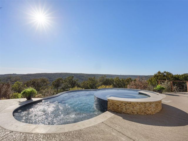 9009 Bell Mountain DR, Austin, TX 78730