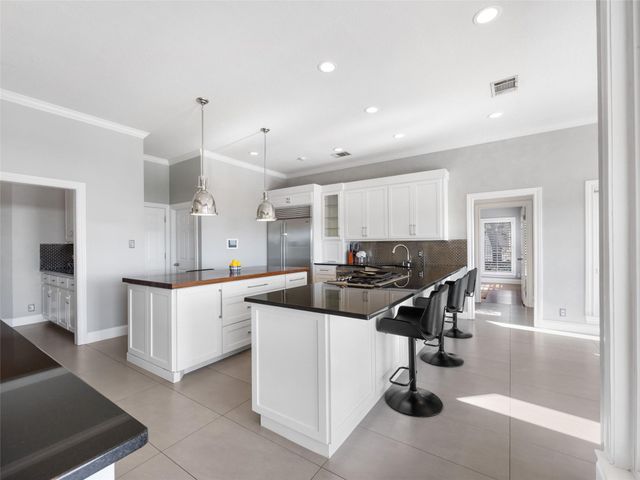 9009 Bell Mountain DR, Austin, TX 78730