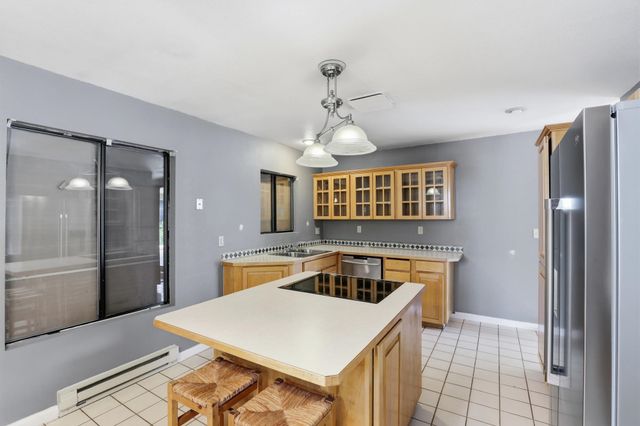 6422 E 17th Ave, Spokane Valley, WA 99212