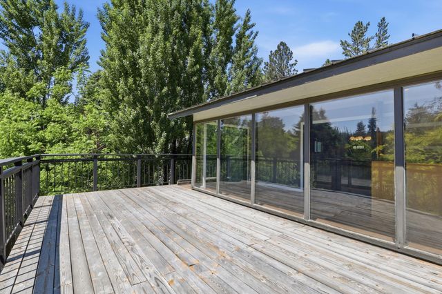 6422 E 17th Ave, Spokane Valley, WA 99212