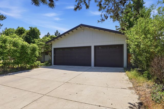 6422 E 17th Ave, Spokane Valley, WA 99212