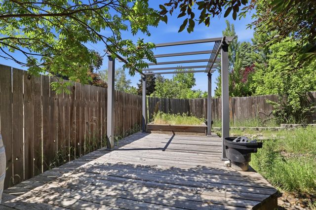 6422 E 17th Ave, Spokane Valley, WA 99212
