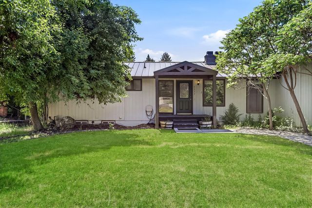 6422 E 17th Ave, Spokane Valley, WA 99212