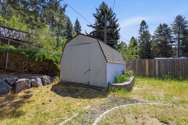 6422 E 17th Ave, Spokane Valley, WA 99212