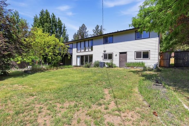 6422 E 17th Ave, Spokane Valley, WA 99212