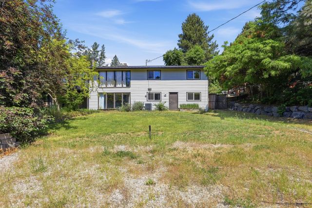 6422 E 17th Ave, Spokane Valley, WA 99212