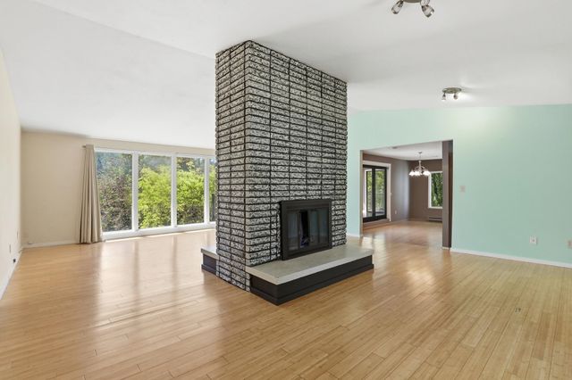 6422 E 17th Ave, Spokane Valley, WA 99212