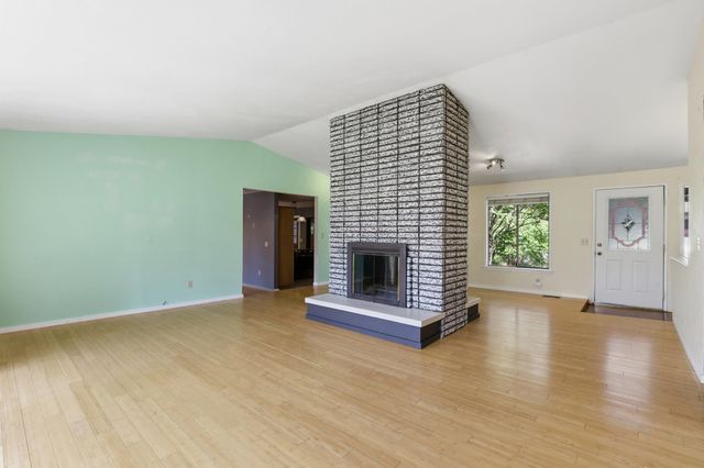 6422 E 17th Ave, Spokane Valley, WA 99212