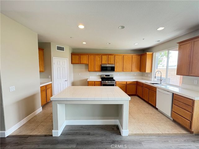 14643 Deer Drive, Fontana, CA 92336