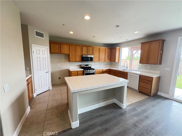 14643 Deer Drive, Fontana, CA 92336