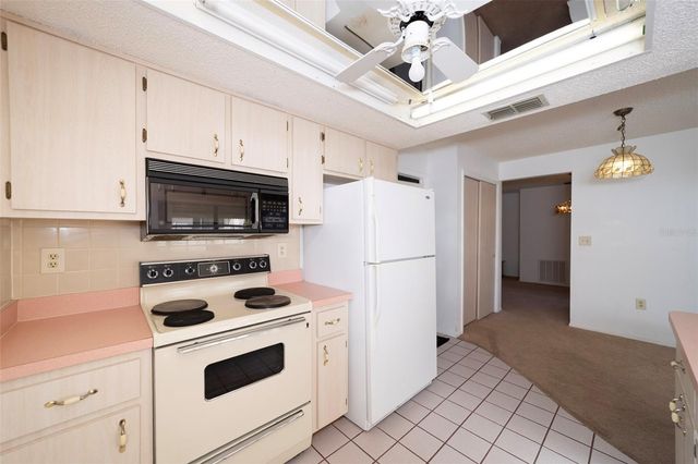 6223 APPOMATTOX DRIVE, Holiday, FL 34690