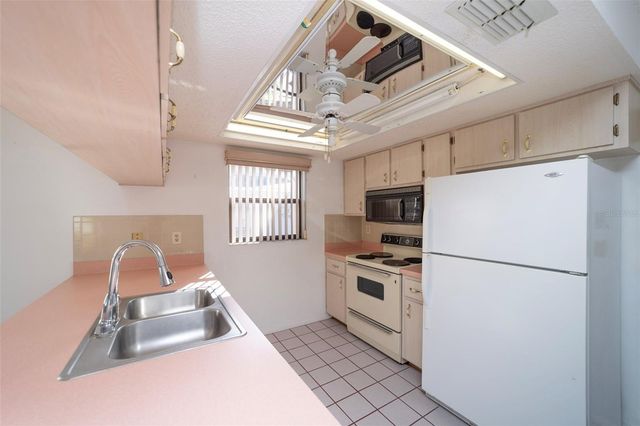 6223 APPOMATTOX DRIVE, Holiday, FL 34690