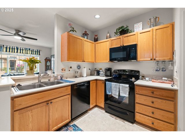 17019 Sw GLEN PARK Ct, Beaverton, OR 97003
