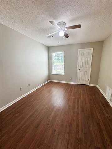 6168 Field Stone Drive, Douglasville, GA 30134