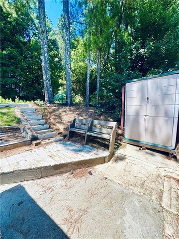 6168 Field Stone Drive, Douglasville, GA 30134