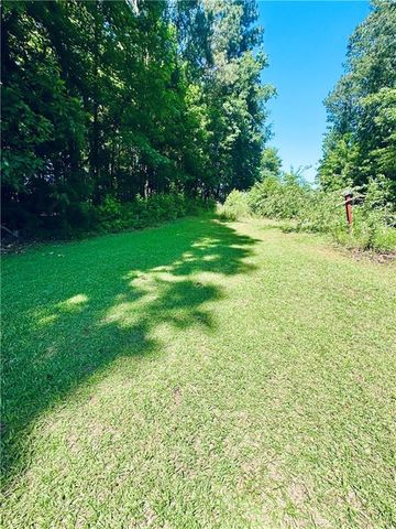 6168 Field Stone Drive, Douglasville, GA 30134