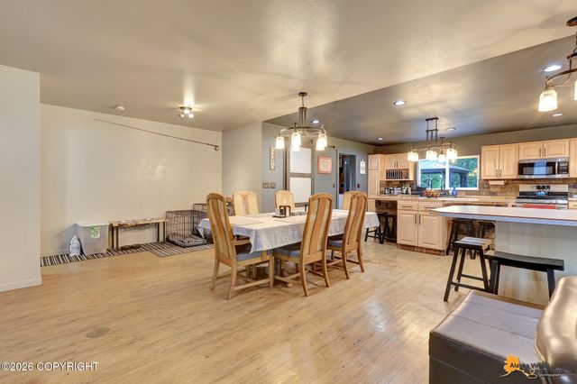 865 W Wilder Avenue, Wasilla, AK 99654