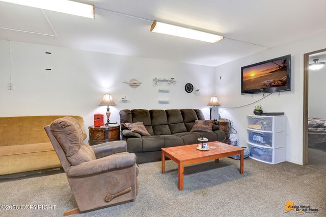 865 W Wilder Avenue, Wasilla, AK 99654