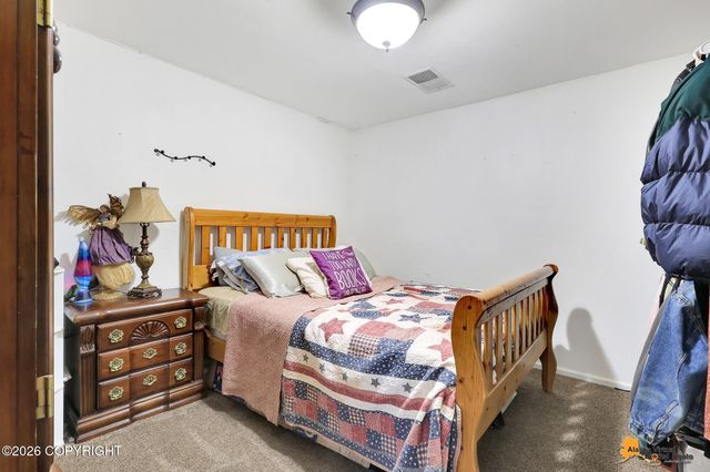 865 W Wilder Avenue, Wasilla, AK 99654