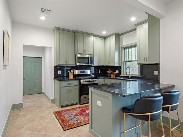 2623 N Walker Avenue, Oklahoma City, OK 73103