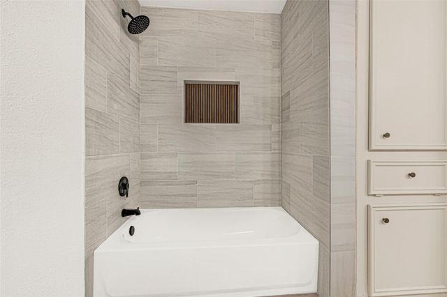 4202 Boone Road, Houston, TX 77072