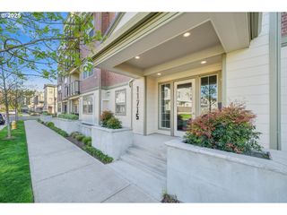 11715 Sw VALENCIA Ln 309, Wilsonville, OR 97070