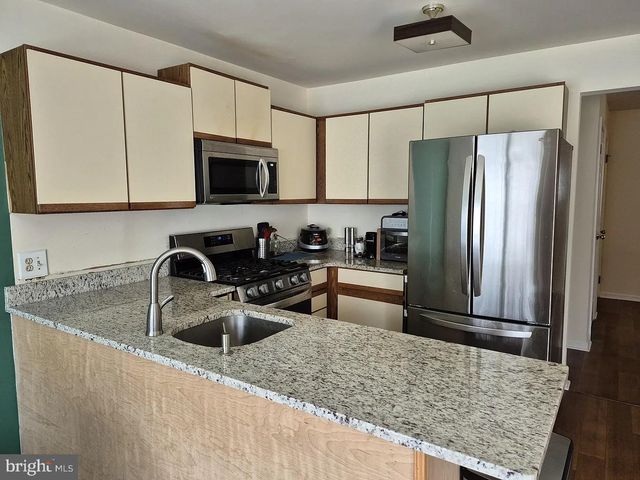 262 TULIP TREE CT, Blue Bell, PA 19422