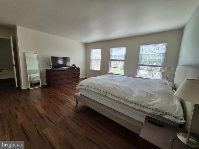 262 TULIP TREE CT, Blue Bell, PA 19422