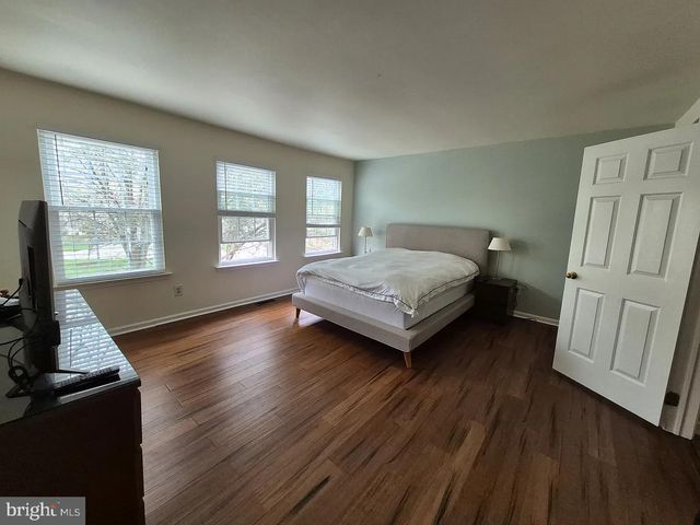 262 TULIP TREE CT, Blue Bell, PA 19422